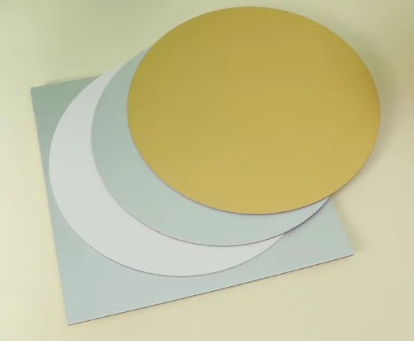 Syntymäpäiväkakkulaatikon pohjan tukityyny 4 6 8 10 12-tuumainen pyöreä neliö kakkupohjapaperi elintarvike-luokka Ivory Board Fbb Paper